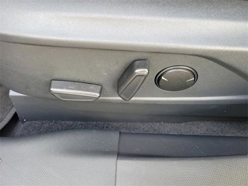 Used 2023 Ford Mustang Mach-E Premium image 12