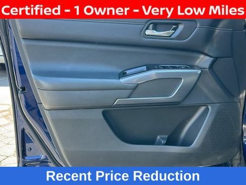 Certified 2022 Nissan Pathfinder SL AWD/4WD image 9