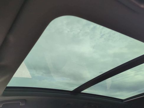 Used 2022 Porsche Cayenne S image 17