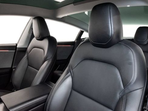 Used 2025 Tesla Model 3 Long Range RWD image 11