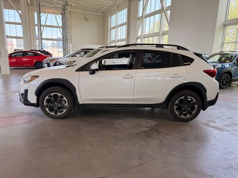 Used 2023 Subaru Crosstrek 2.0i Premium AWD/4WD image 6