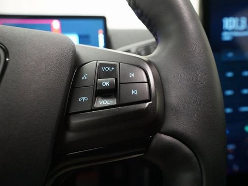 Used 2021 Ford Mustang Mach-E Premium image 19