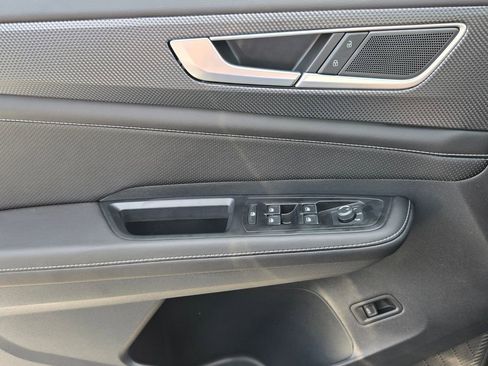 New 2026 Volkswagen Atlas Cross Sport SEL R-Line AWD/4WD image 12