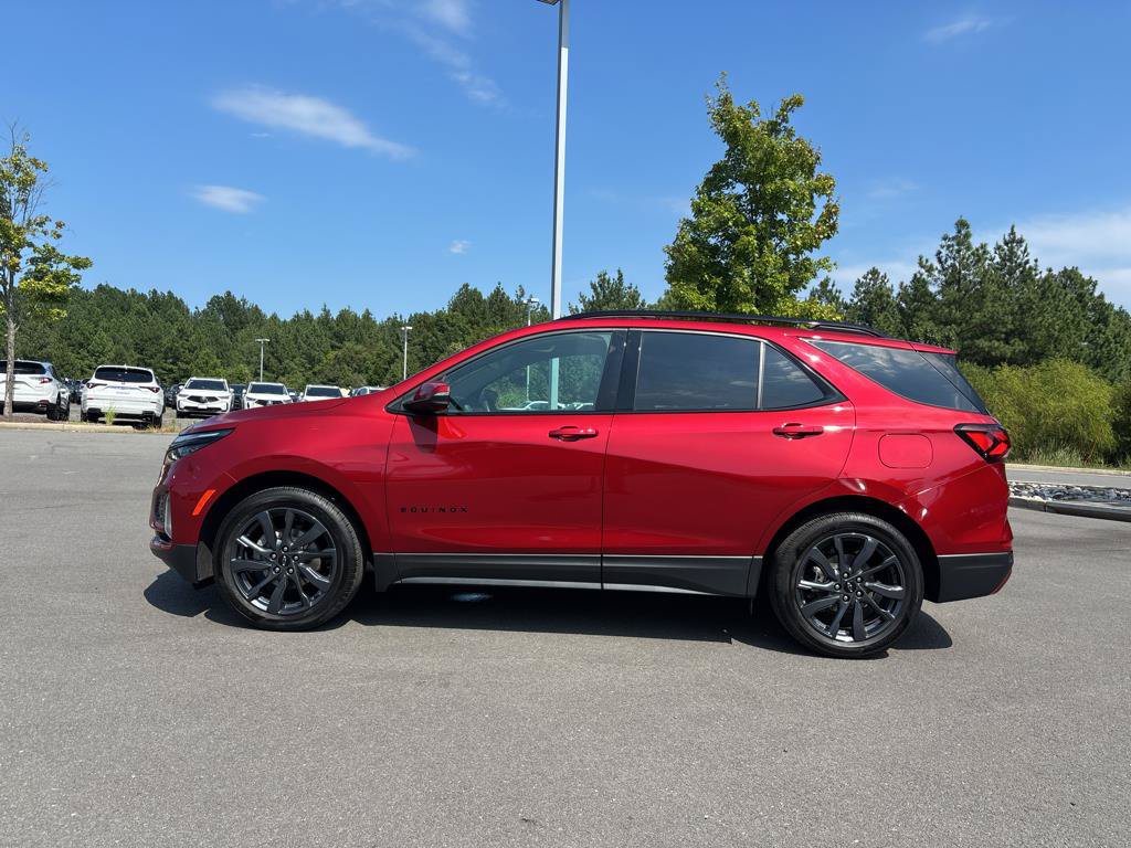 Used 2024 Chevrolet Equinox RS w/ RS Leather Package FWD image 4