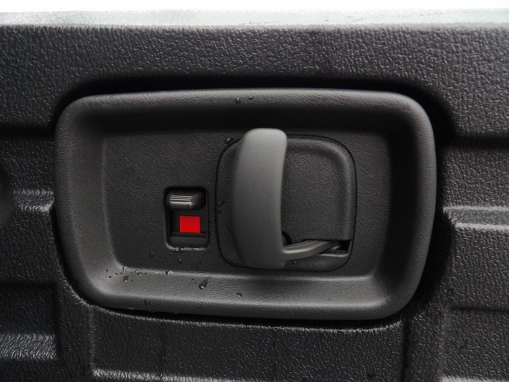 Used 2025 GMC Savana 2500 w/ Driver Convenience Package RWD image 31