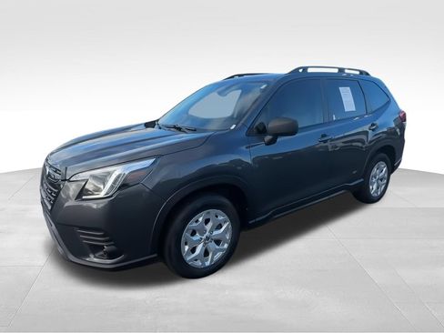 Used 2023 Subaru Forester AWD/4WD image 4