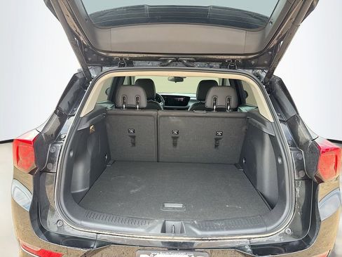 Used 2025 Buick Encore GX Sport Touring image 21