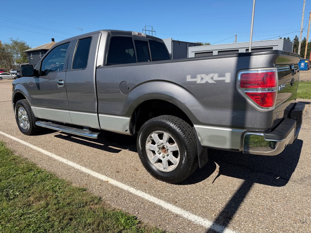 Used 2011 Ford F150 XLT w/ XLT Chrome Pkg AWD/4WD image 7