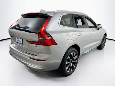 Used 2023 Volvo XC60 B5 Plus w/ Climate Package AWD/4WD image 5