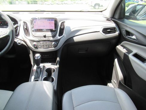 Used 2019 Chevrolet Equinox Premier FWD image 14
