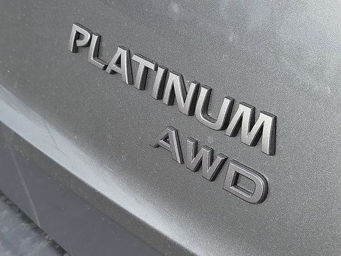 New 2026 Nissan Rogue Platinum w/ Platinum Premium Package AWD/4WD image 8