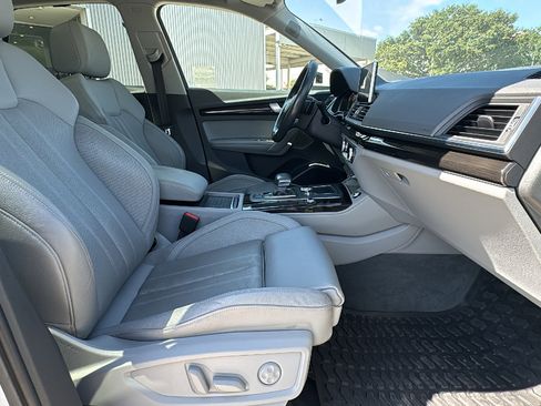 Used 2019 Audi Q5 2.0T Premium Plus w/ Premium Plus Package AWD/4WD image 28