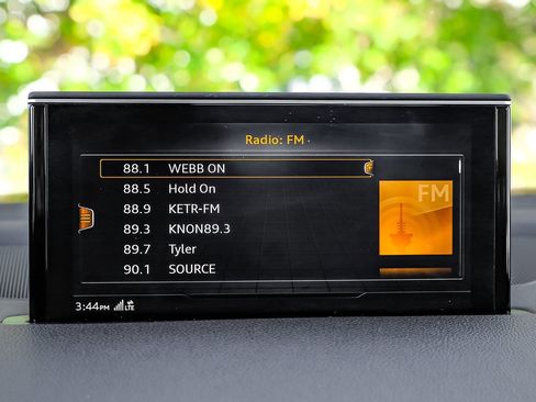 Used 2018 Audi Q7 3.0T Prestige image 34