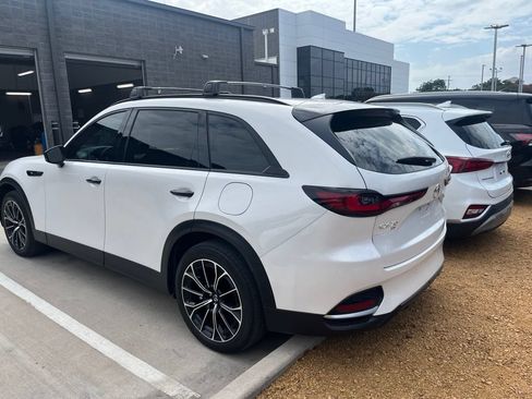 Used 2025 MAZDA CX-70 Plug-In Hybrid w/ Premium Plus AWD/4WD image 3