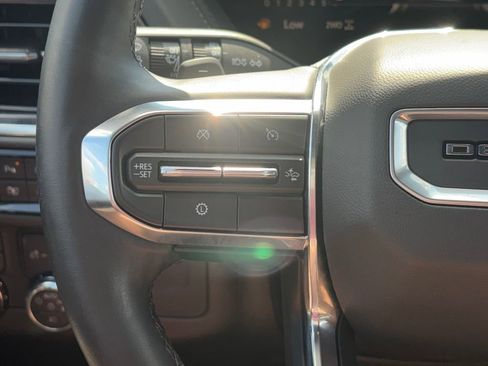 Used 2025 GMC Yukon Denali AWD/4WD image 12