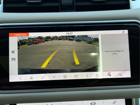 Used 2018 Land Rover Range Rover Sport HSE AWD/4WD image 39