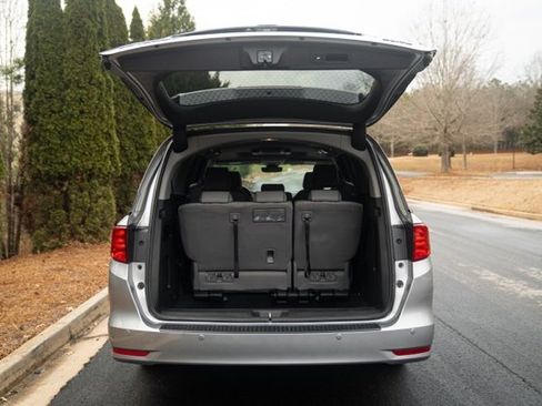 Used 2023 Honda Odyssey Elite image 17