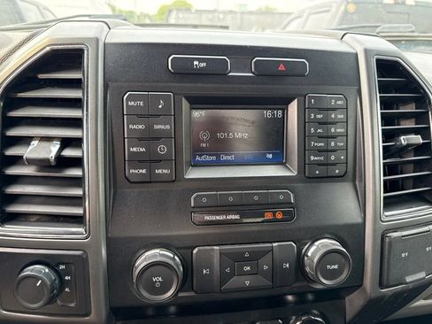 Used 2019 Ford F250 XLT w/ Snow Plow Prep Package AWD/4WD image 28