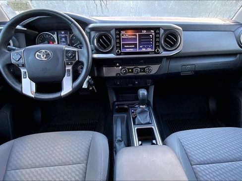 Used 2022 Toyota Tacoma SR5 image 15