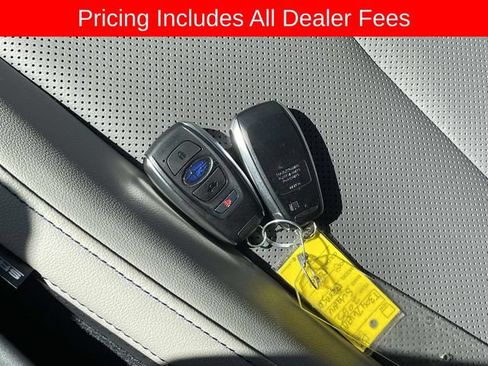 Used 2025 Subaru Forester Limited AWD/4WD image 37