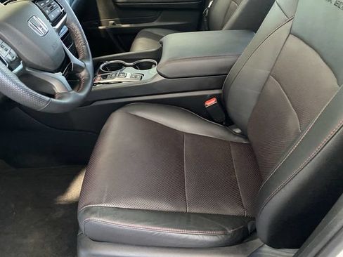 Certified 2024 Honda Ridgeline Black Edition image 17