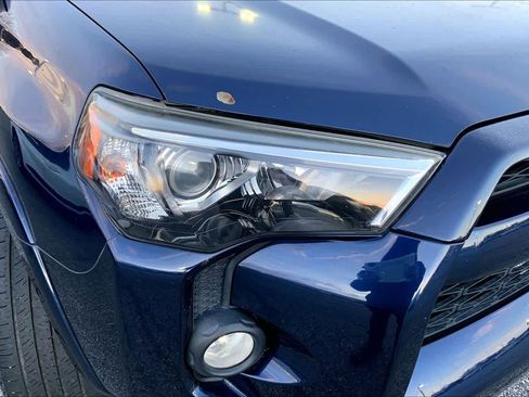 Used 2018 Toyota 4Runner SR5 Premium image 25