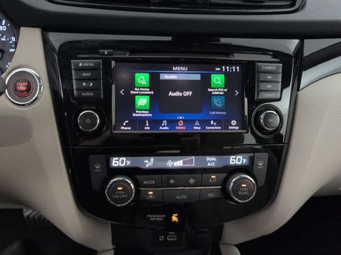 Used 2022 Nissan Rogue Sport SL w/ Premium Package FWD image 23