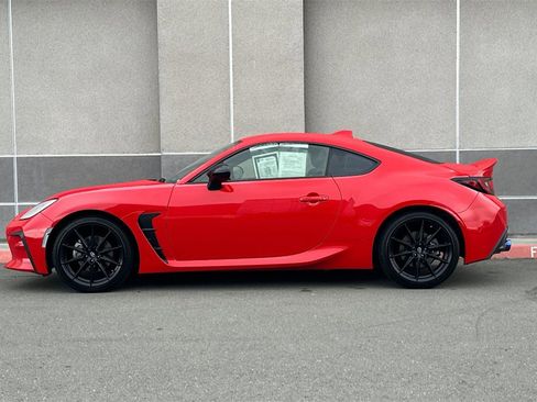 Used 2022 Toyota GR86 Premium image 7