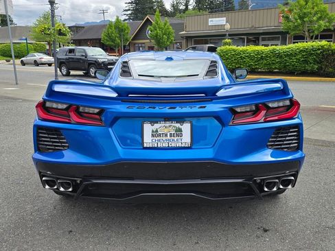 Used 2024 Chevrolet Corvette Stingray Premium Cpe w/ Z51 Performance Package RWD image 6