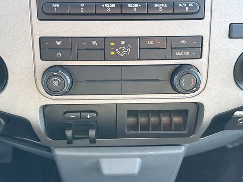 Used 2016 Ford F250 XLT image 29