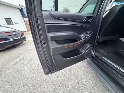 Used 2016 Chevrolet Suburban LT image 45