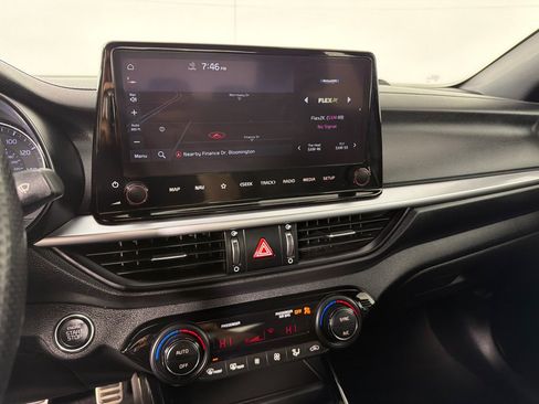 Used 2023 Kia Forte GT-Line w/ GT-Line Technology Package FWD image 14