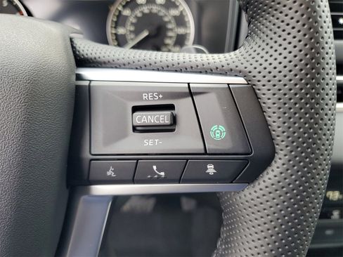 New 2026 Mitsubishi Outlander SE image 12