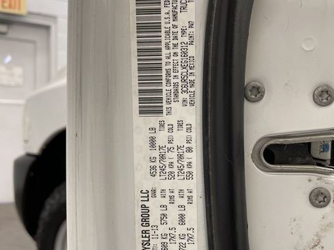 Used 2014 RAM 2500 Tradesman image 28