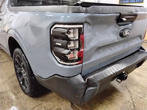 Used 2025 Ford Maverick Lariat w/ Black Appearance Package AWD/4WD image 16