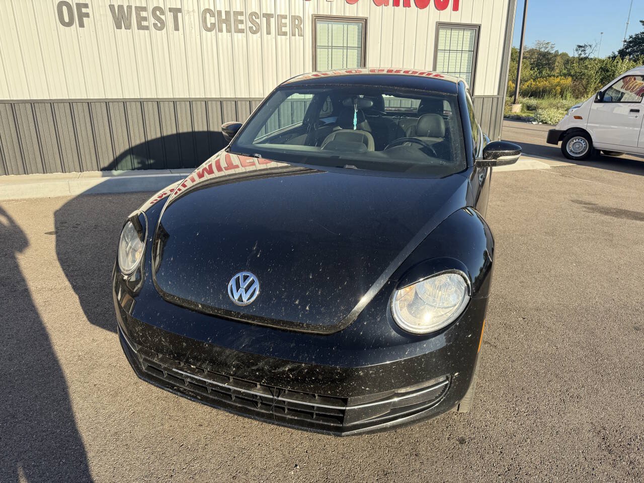 Used 2013 Volkswagen Beetle TDI FWD image 2