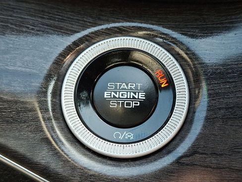 Used 2023 Jeep Grand Cherokee Overland image 23