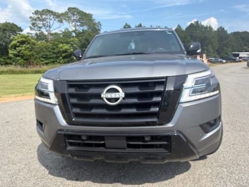 Used 2024 Nissan Armada SL w/ Midnight Edition Package RWD image 2