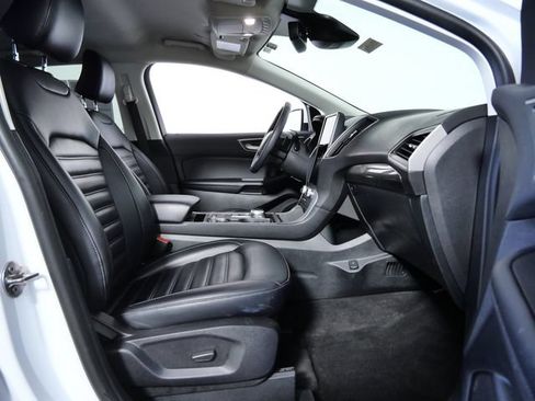 Certified 2024 Ford Edge SEL w/ Convenience Package AWD/4WD image 10