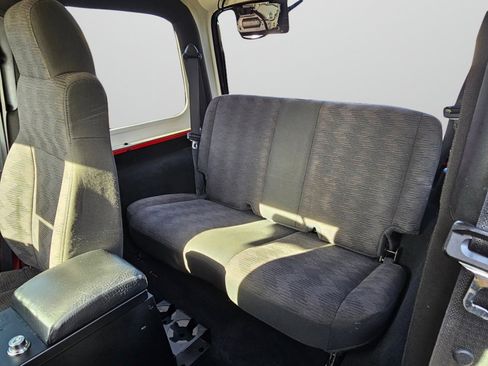 Used 2005 Jeep Wrangler Rubicon image 18