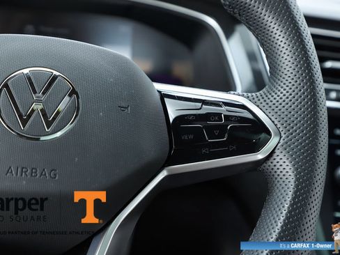 Used 2024 Volkswagen Tiguan SE R-Line AWD/4WD image 22