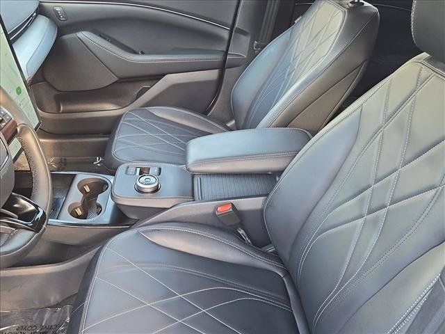 Used 2022 Ford Mustang Mach-E Select RWD image 16