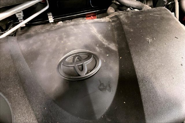 Used 2019 Toyota RAV4 XLE w/ Convenience Package AWD/4WD image 31