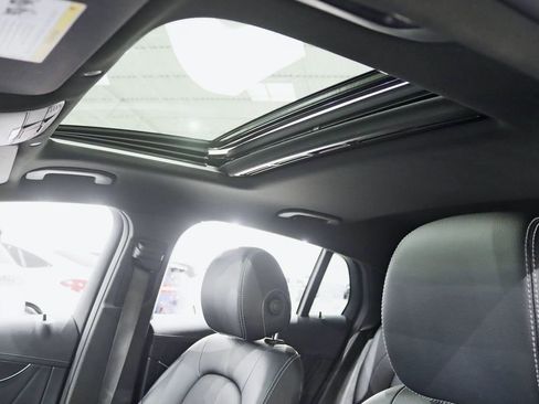 Used 2022 Mercedes-Benz GLC 300 4MATIC Coupe image 34