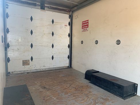 Used 2022 Ford E-350 and Econoline 350 Super Duty w/ Power Windows & Locks Group RWD image 31