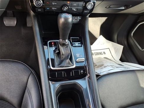 Used 2024 Jeep Compass Latitude image 15
