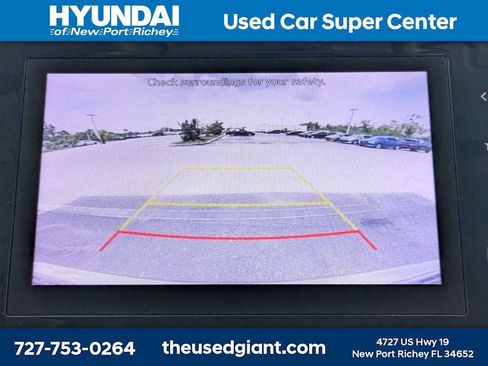 Certified 2022 Hyundai Tucson SEL w/ Convenience Package FWD image 24