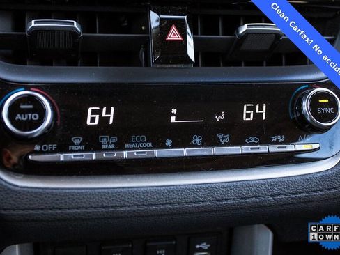 Used 2022 Toyota Corolla Cross XLE image 37