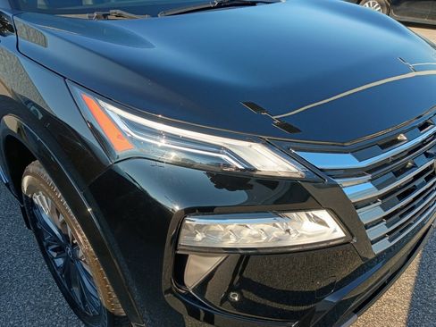 Used 2024 Nissan Rogue Platinum FWD image 24