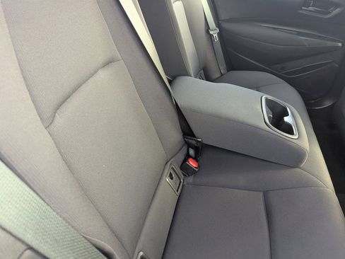 Used 2025 Toyota Corolla LE image 14